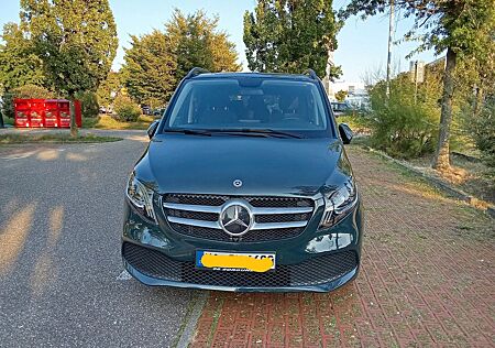 Mercedes-Benz V 220 d kompakt -