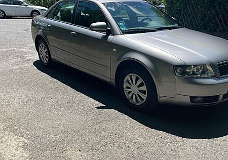 Audi A4 B6 2.0 FSI Limousine