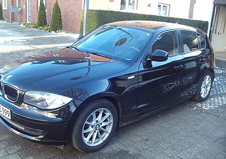 BMW 116i 116 1 Limousine , Automatic, TOP Zustand