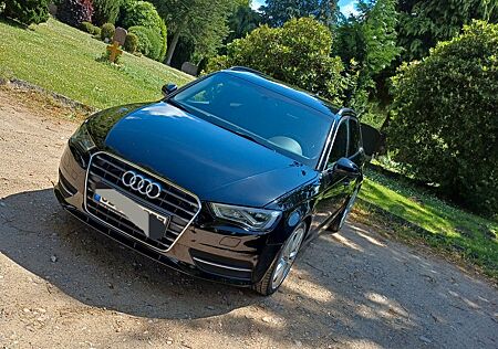 Audi A3 1.8 TFSI S tronic Attraction Sportback At...