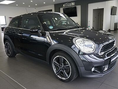 MINI COOPER SD ALL4 PANO+NAVI+PDC+SITZHEIZUNG