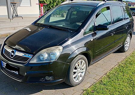 Opel Zafira 1.8 -