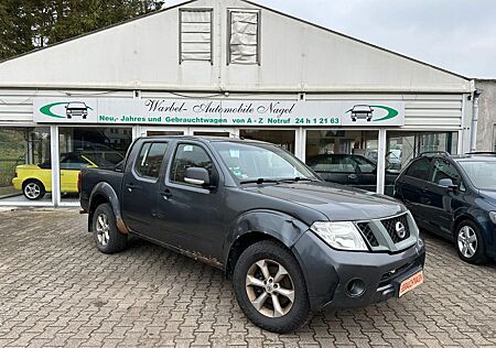 Nissan Navara Pickup Double Cab XE 4X4