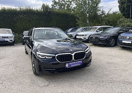 BMW 520 d Touring AHK+LEDER+KAMERA+VIRTUAL+NAVI+LED