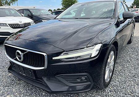 Volvo V60 KombiMomentumPro/ShzG/AHK/E.Klape/197PS/