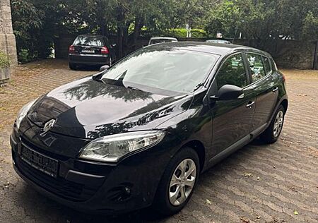 Renault Megane 1.6 16V 100 TomTom Edition