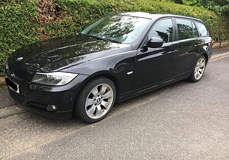 BMW 318d Touring - lci Facelift,