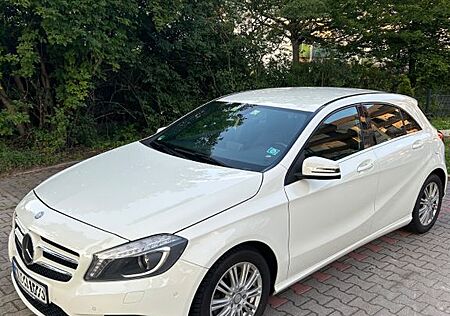 Mercedes-Benz A 180 -