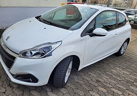 Peugeot 208 1.2 Urban Move PureTech 82 Urban Move