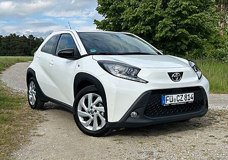 Toyota Aygo (X) Aygo (X) 1.0-l-VVT-i Play, wenig km, Kamera, top