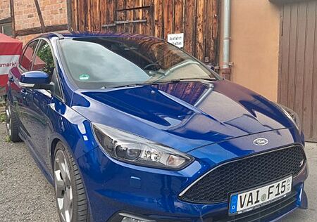 Ford Focus 2,0 ST (BeastFactory)