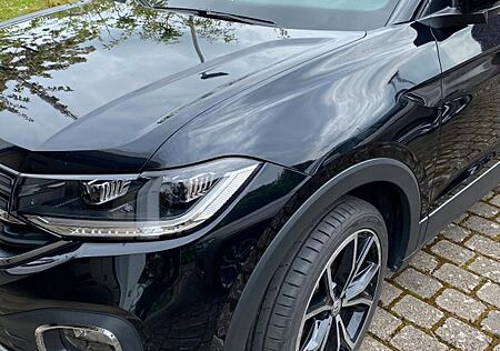 VW T-Cross Volkswagen 1.0 TSI OPF 85kW Style Designp. schwarz
