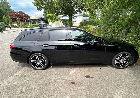 Mercedes-Benz E 220 d T Autom. -