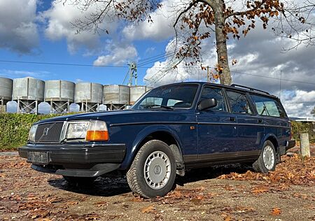 Volvo 245 GLT Family Edition