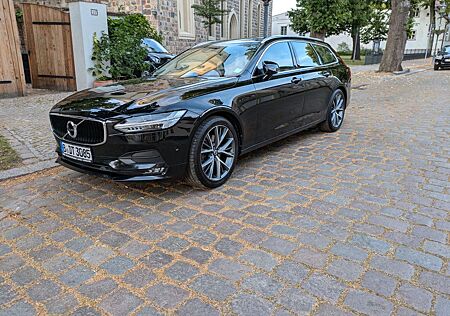 Volvo V90 D4 -AHK Scheckheft, neuer TÜV