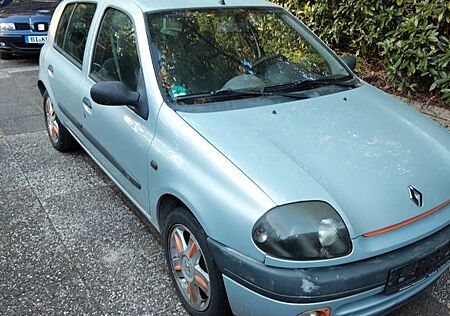 Renault Clio 1.2