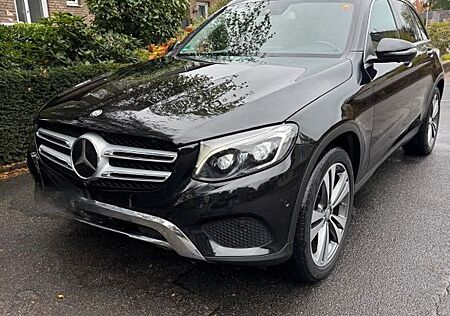 Mercedes-Benz GLC 250 d 4MATIC AMG Line Autom. AMG - Burmester