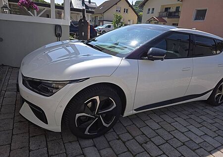 Kia EV6 77,4 kWh 239 kW AWD GT-line Pano Voll GAR