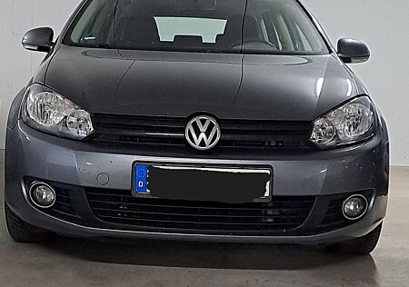 VW Golf Volkswagen 1.6 TDI - TÜV+Bremsen+Inspektion neu
