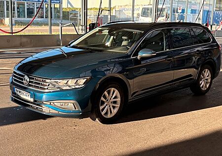VW Passat Variant Volkswagen 2.0 TDI SCR DSG Business Vari...