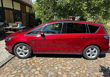 Ford S-Max Titanium 2.0 EcoBoost, frischer TÜV