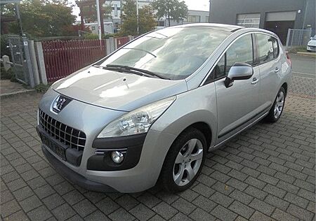 Peugeot 3008 Premium * Panorma - Klimaaut. - Euro 5 *