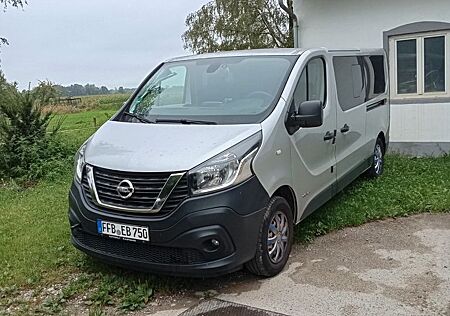 Nissan NV300