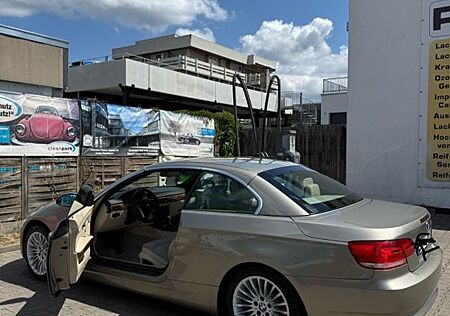 BMW 325i Cabrio -