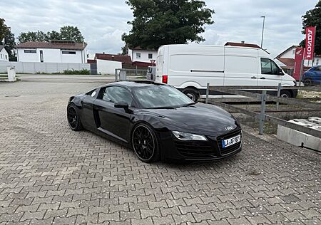 Audi R8 Coupe 4.2 FSI quattro *Keramik Bremse/Carbon*