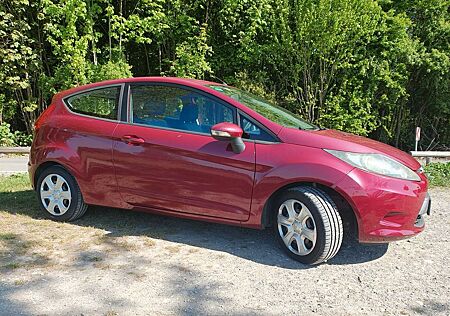 Ford Fiesta 1,25 60kW Trend - TüV + Inspektion neu!