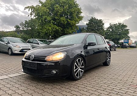 VW Golf Volkswagen 1.4 TSI DSG/AHK/PDC/Winter-P/Klimaauto