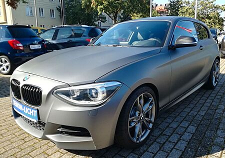 BMW M135 *M-SPORT PAKET*LEDER*XENON*SCHALTER*