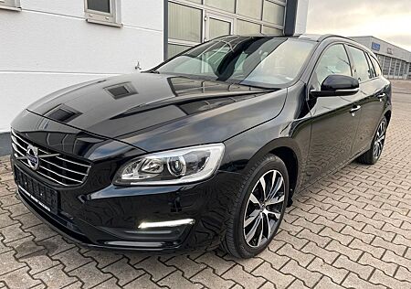 Volvo V60 Kombi D3 Linje Svart/AUT/2HD/NAVI/KAMERA/Gar