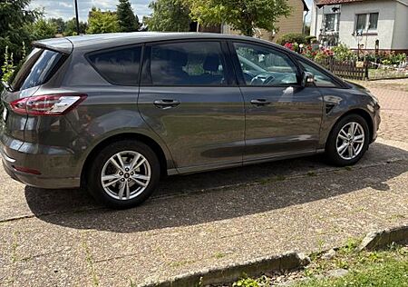 Ford S-Max 2,0 EcoBlue 110kW Business Ed Auto Bus...