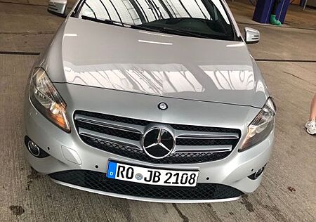Mercedes-Benz A 180 BlueEFFICIENCY Urban Urban