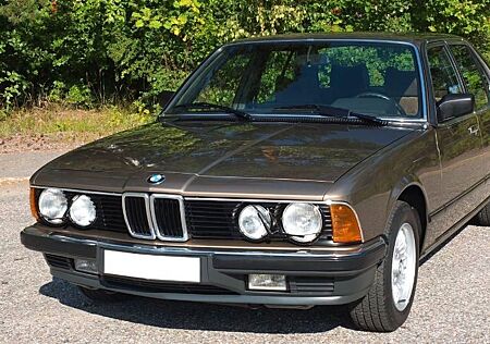BMW 735i E23 , Bj. 1983, professionell restauriert