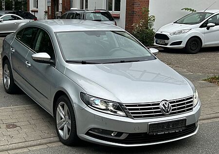 VW CC Volkswagen °°Basis°°Xenon°°Leder°°NAVI°°