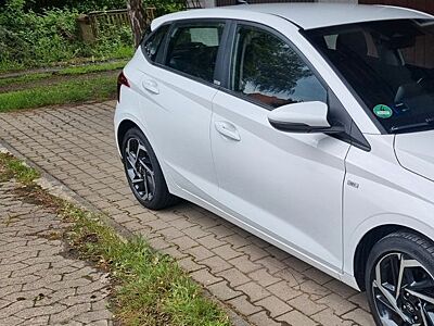 Hyundai i20 1.0 T-GDI 74kW Hybrid Intro Intro