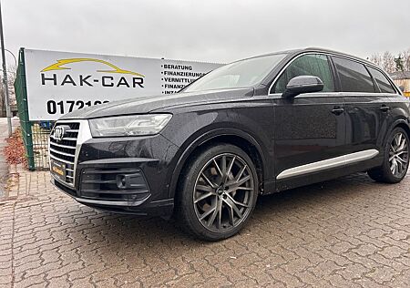 Audi Q7 50 TDI quattro/S-Line / 7 Sitze