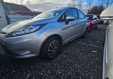 Ford Fiesta Trend TÜV NEU SERVICE