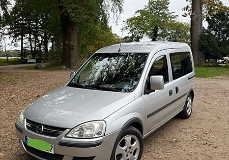 Opel Combo C 1.6 CNG ecoFLEX mini Camper