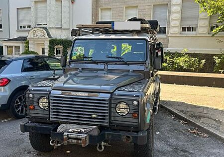 Land Rover Defender 110 Td5 Station Wagon