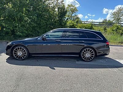 Mercedes-Benz E 300 d AMG Line T-Modell