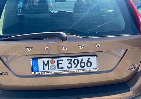 Volvo XC 60 XC60 2.4D AWD Momentum Geartronic Momentum