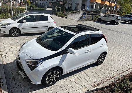 Toyota Aygo (X) Aygo (X) 1,0-l-VVT-i x-sky x-shift x-sky