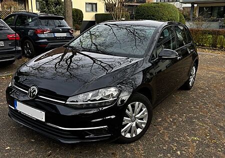 VW Golf Volkswagen 1.0 TSI 63kW Sound Sound