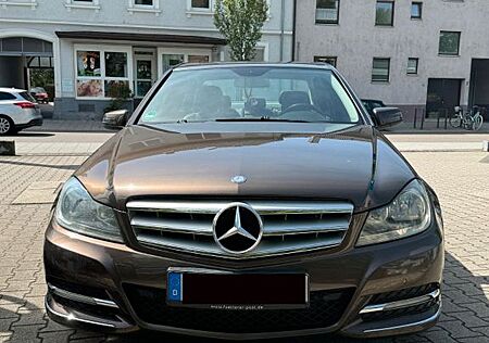 Mercedes-Benz C 200 CDI BlueEFFICIENCY AVANTGARDE AVANTGARDE