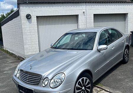 Mercedes-Benz E 200 KOMPRESSOR ELEGANCE Elegance