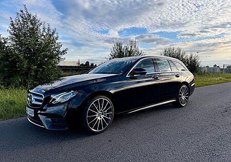 Mercedes-Benz E 350 d T Autom. - AMG Paket