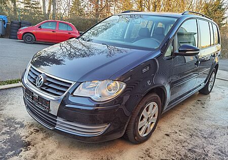 VW Touran Volkswagen Trendline, KLIMA, AUTOMATIK, TÜV 06/2026